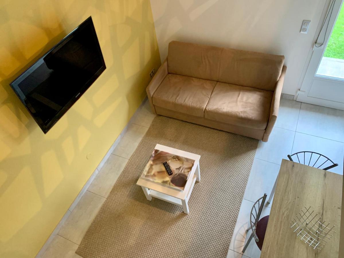 Studio A La Campagne & Jacuzzi Montcornet  Exteriör bild